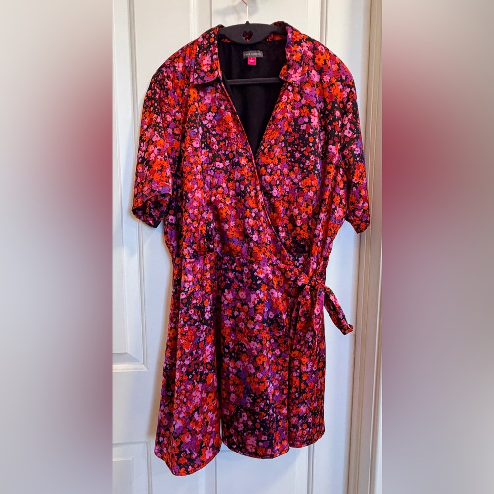 Vince Camuto Floral Wrap Dress L